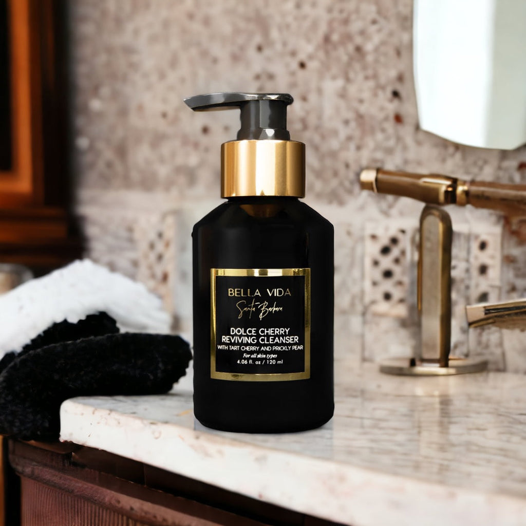 Dolce Cherry Reviving Cleanser