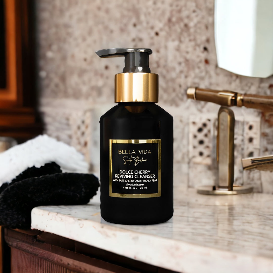 Dolce Cherry Reviving Cleanser